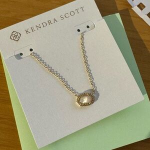 Kendra Scott Gold and White Chelsea Necklace